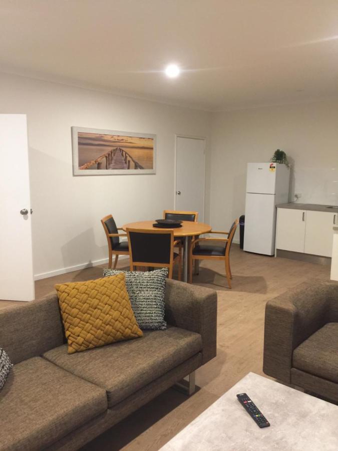 Intown Apartments Geraldton Exterior photo